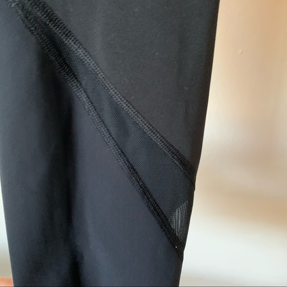 Lululemon capri mesh leggings - Picture 2 of 4